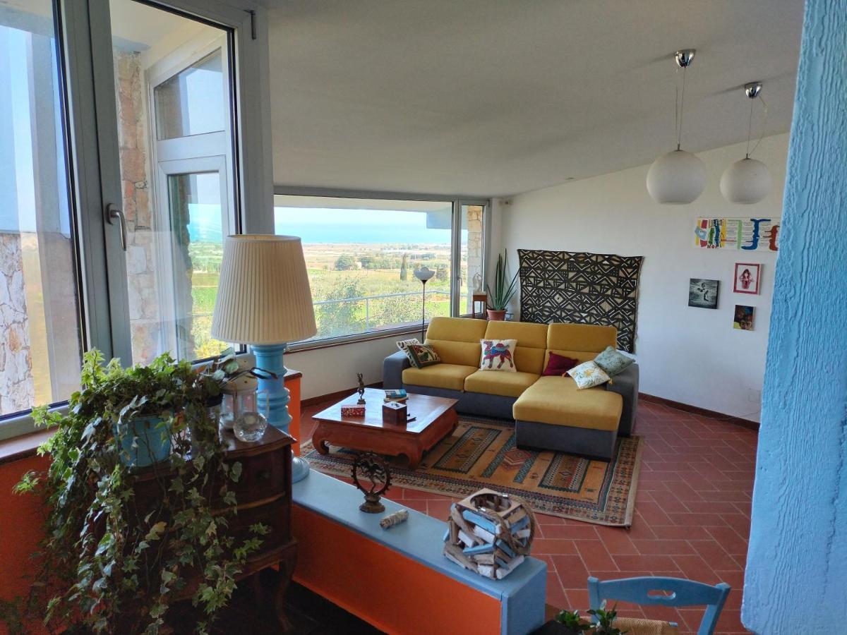 Le Finestre Sul Mare Acomodação com café da manhã Conversano Exterior foto