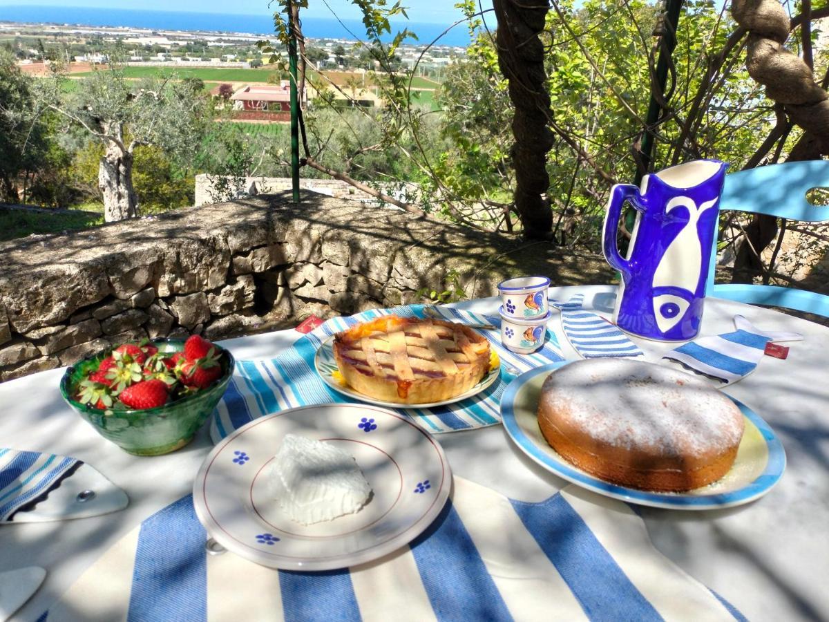 Le Finestre Sul Mare Acomodação com café da manhã Conversano Exterior foto