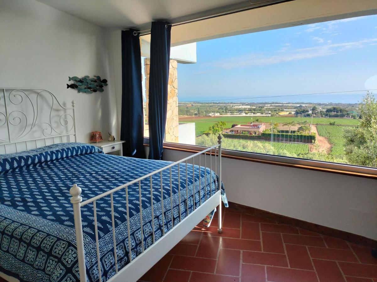 Le Finestre Sul Mare Acomodação com café da manhã Conversano Exterior foto