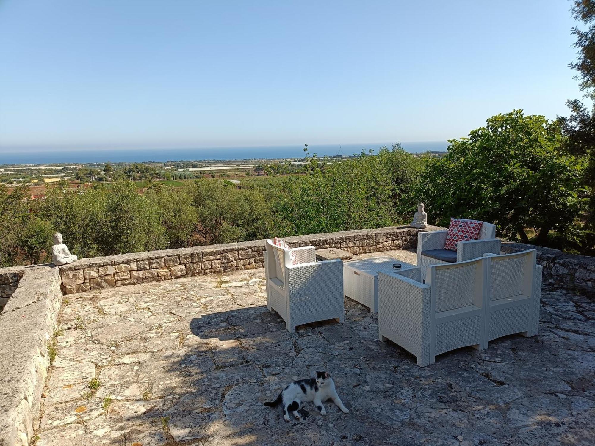 Le Finestre Sul Mare Acomodação com café da manhã Conversano Exterior foto